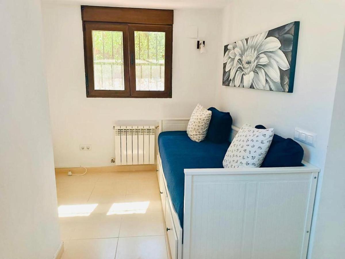 1-Bed Apartment Close To Moraira Town Centre Kültér fotó