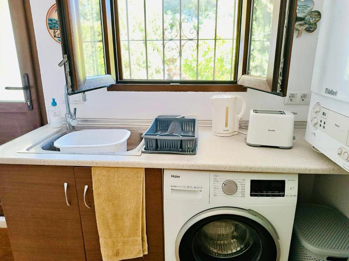 1-Bed Apartment Close To Moraira Town Centre Kültér fotó